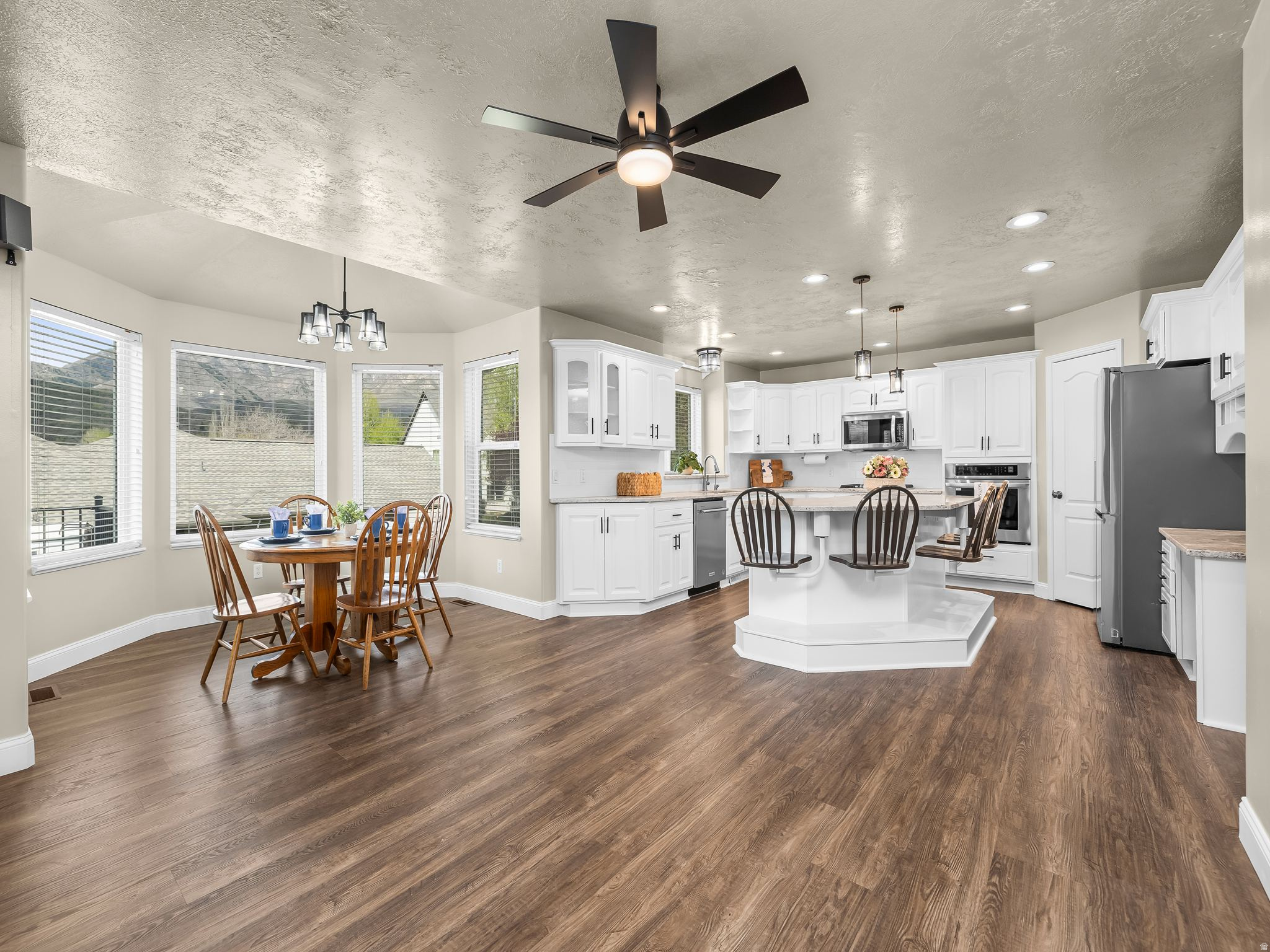 TRAPPER'S POINTE PRUD - Residential