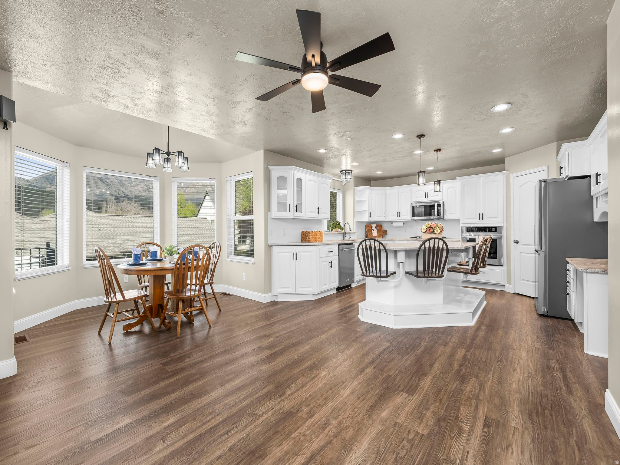 TRAPPER'S POINTE PRUD - Residential