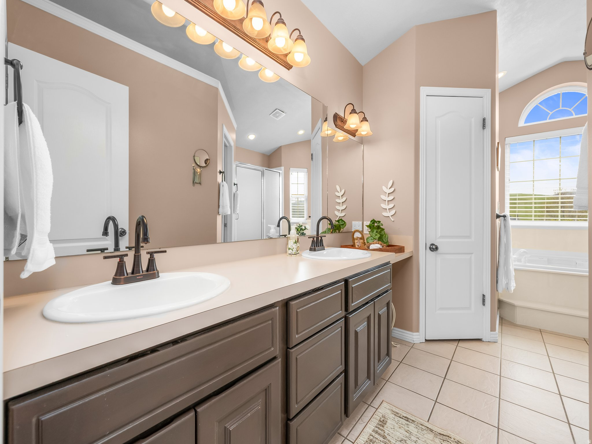 TRAPPER'S POINTE PRUD - Residential