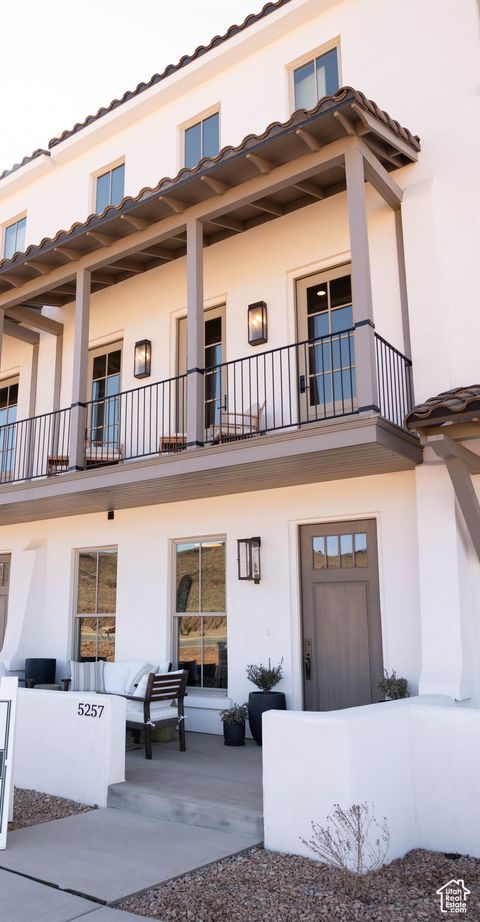 Townhouse For Sale - 714 W Vista Sur Ln #LOT 19<br/> Saint George, UT 84790