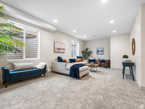 Tiny photo for 343 E 100 S, Santaquin, UT 84655 (MLS # 2114116)