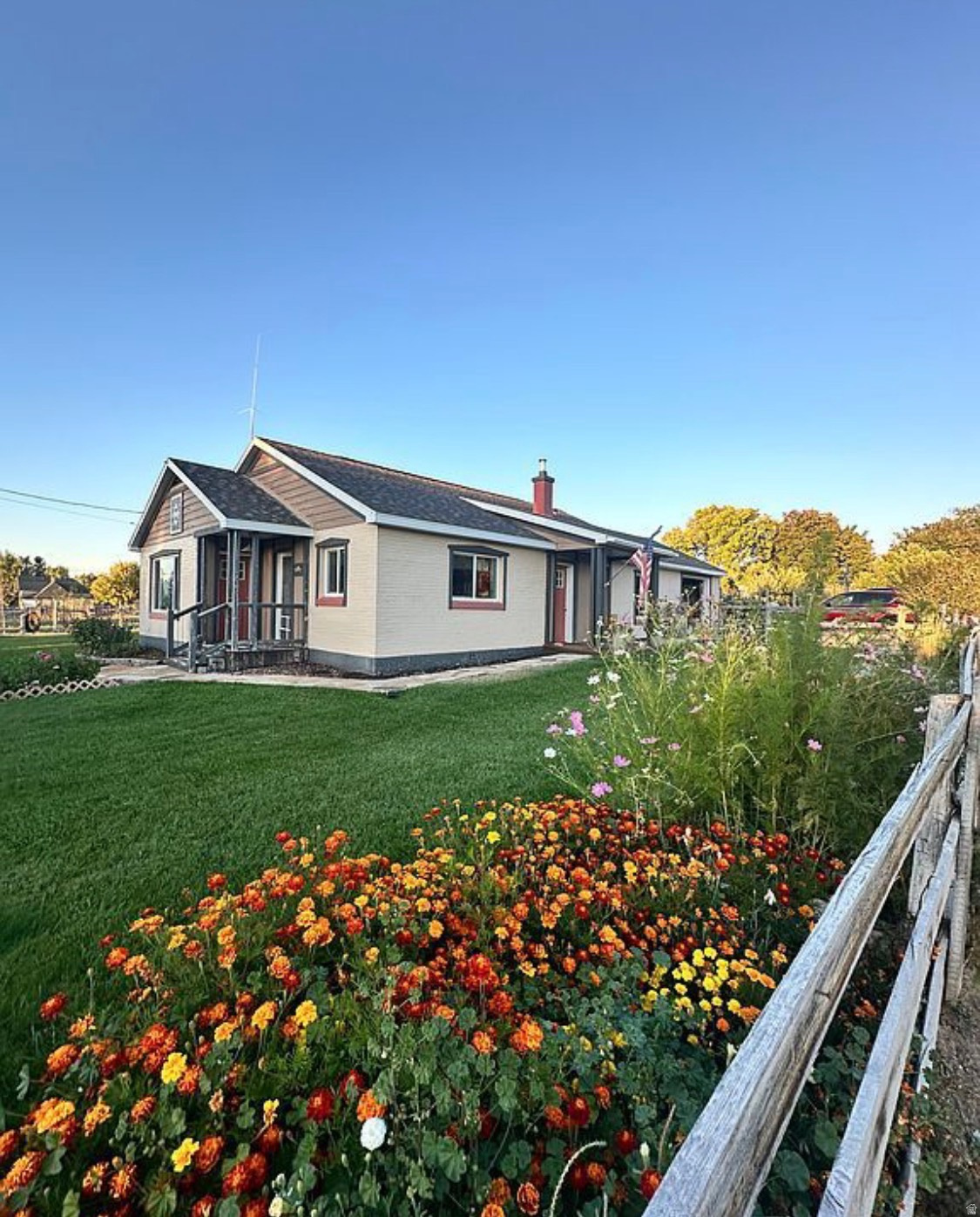 INTERMOUNTAIN SANPETE COUNTY - Residential