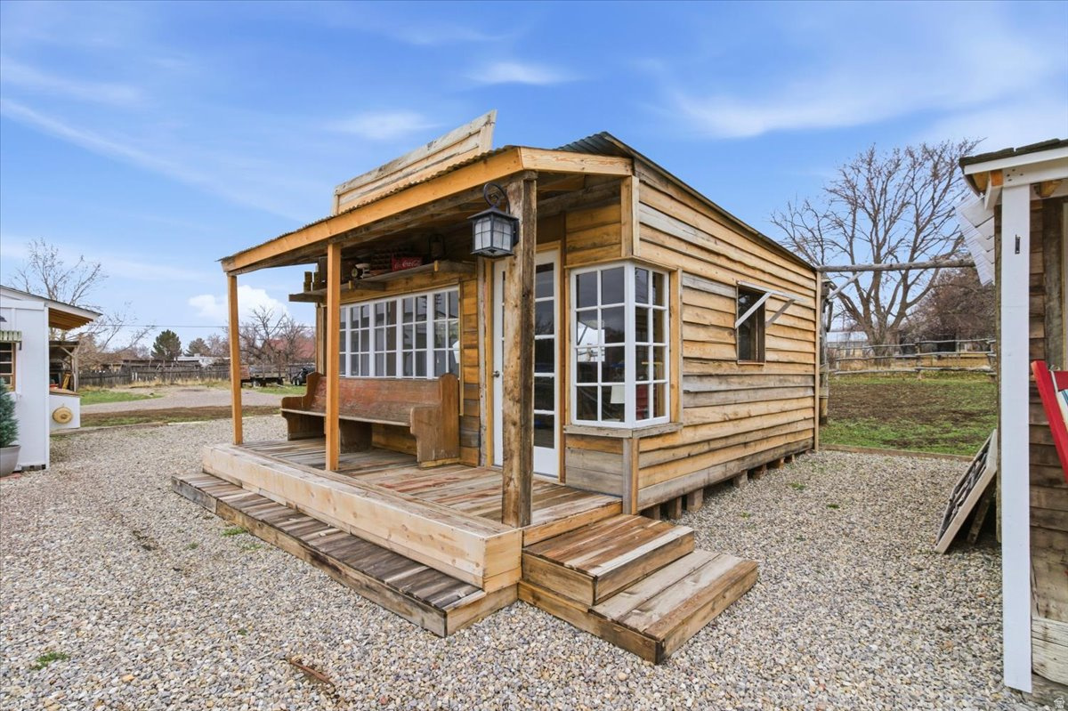 INTERMOUNTAIN SANPETE COUNTY - Residential