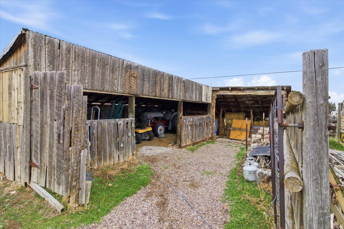 INTERMOUNTAIN SANPETE COUNTY - Residential