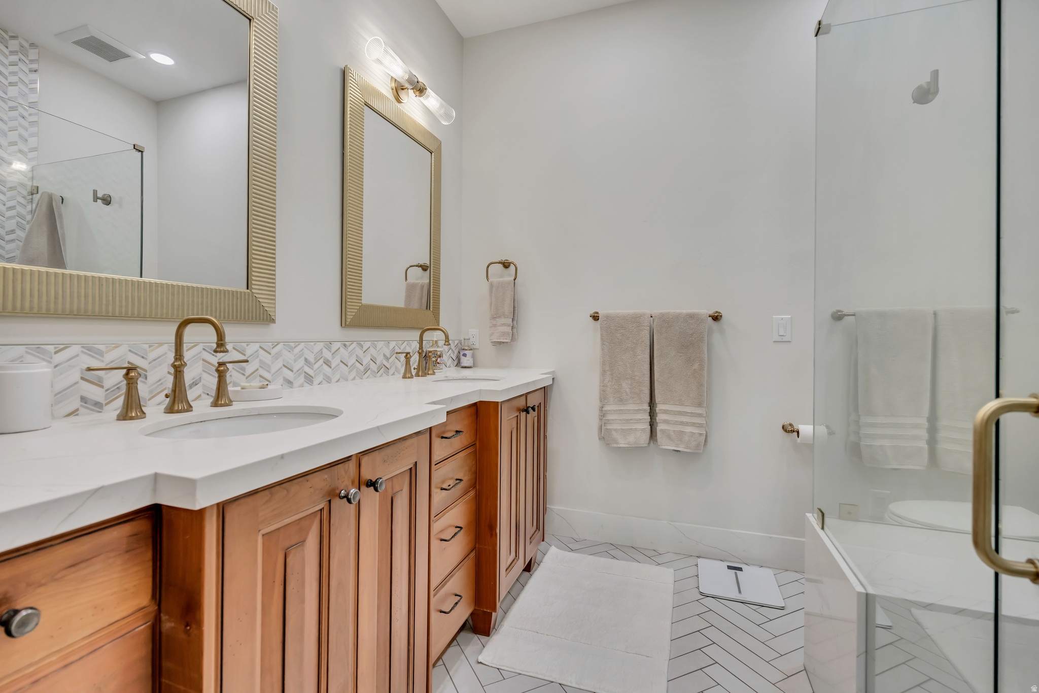 HICKORY RIDGE - Residential