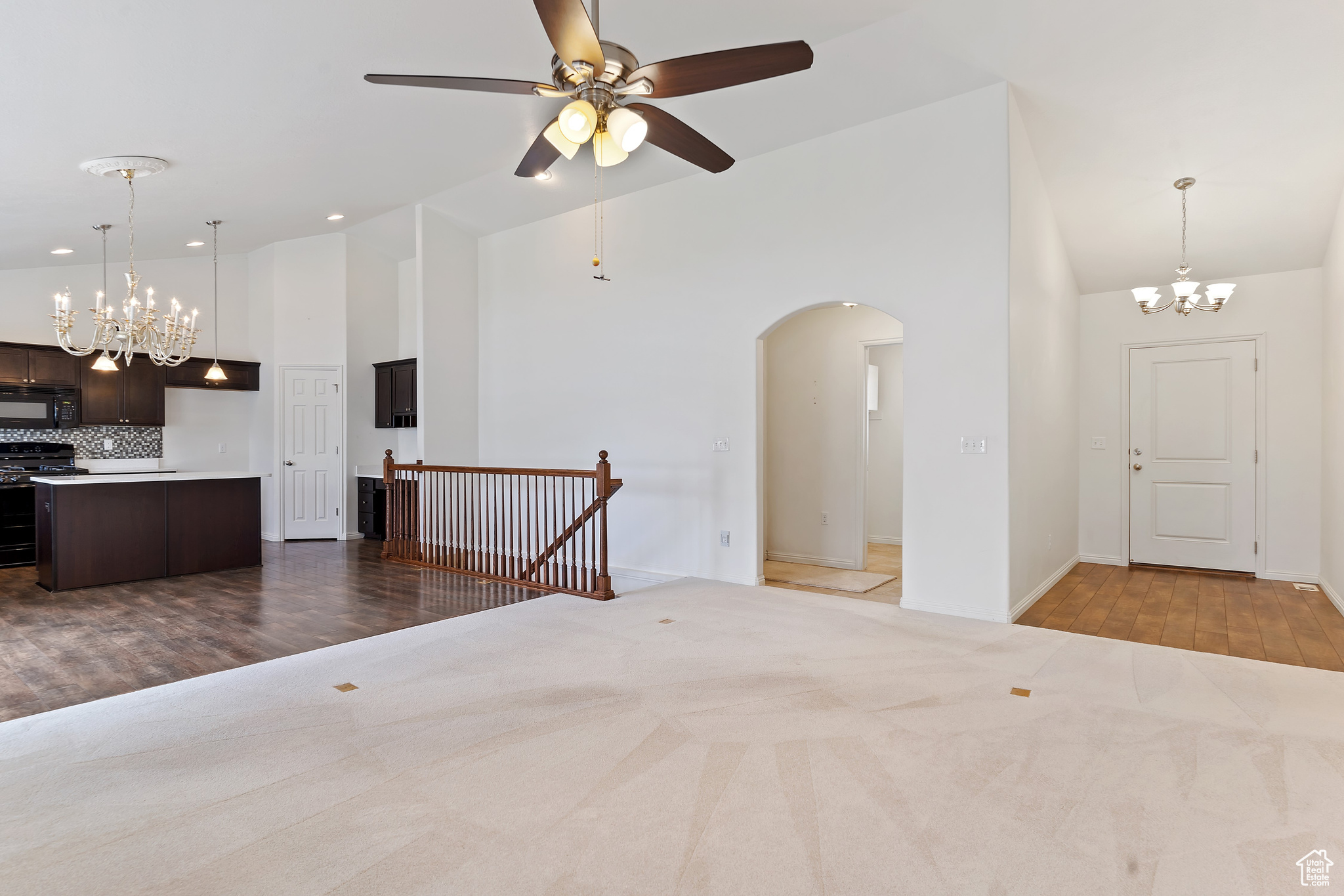 WHISPERING MEADOWS - Residential