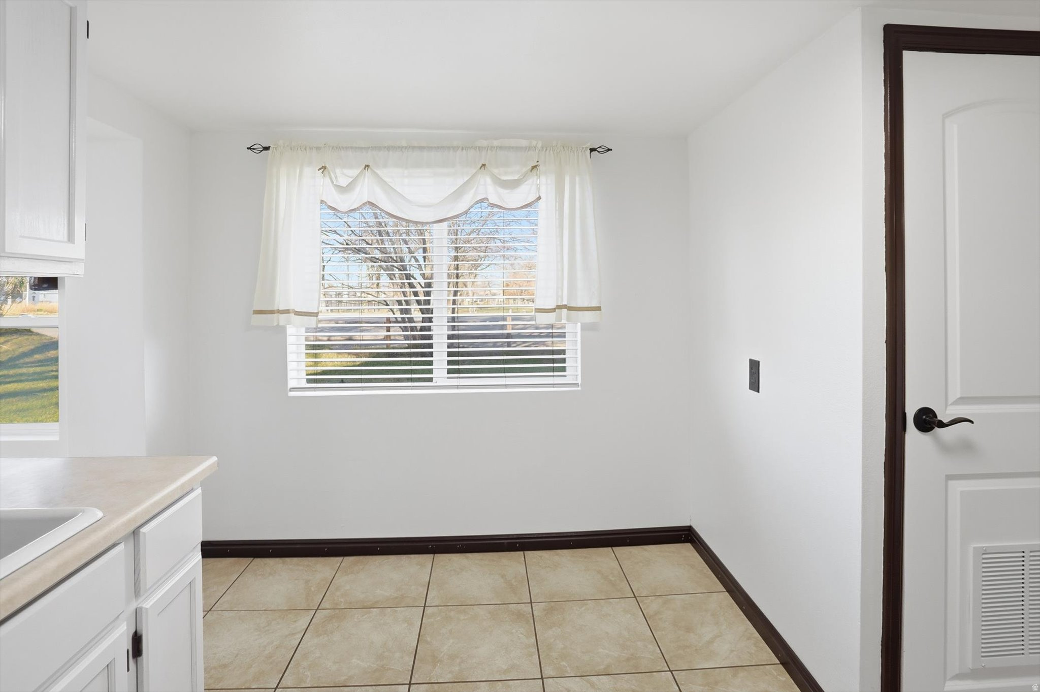 OQUIRRH HILLS ESTATES - Residential