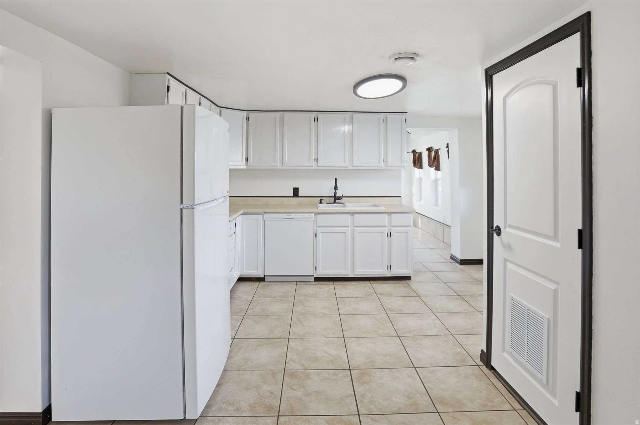 OQUIRRH HILLS ESTATES - Residential