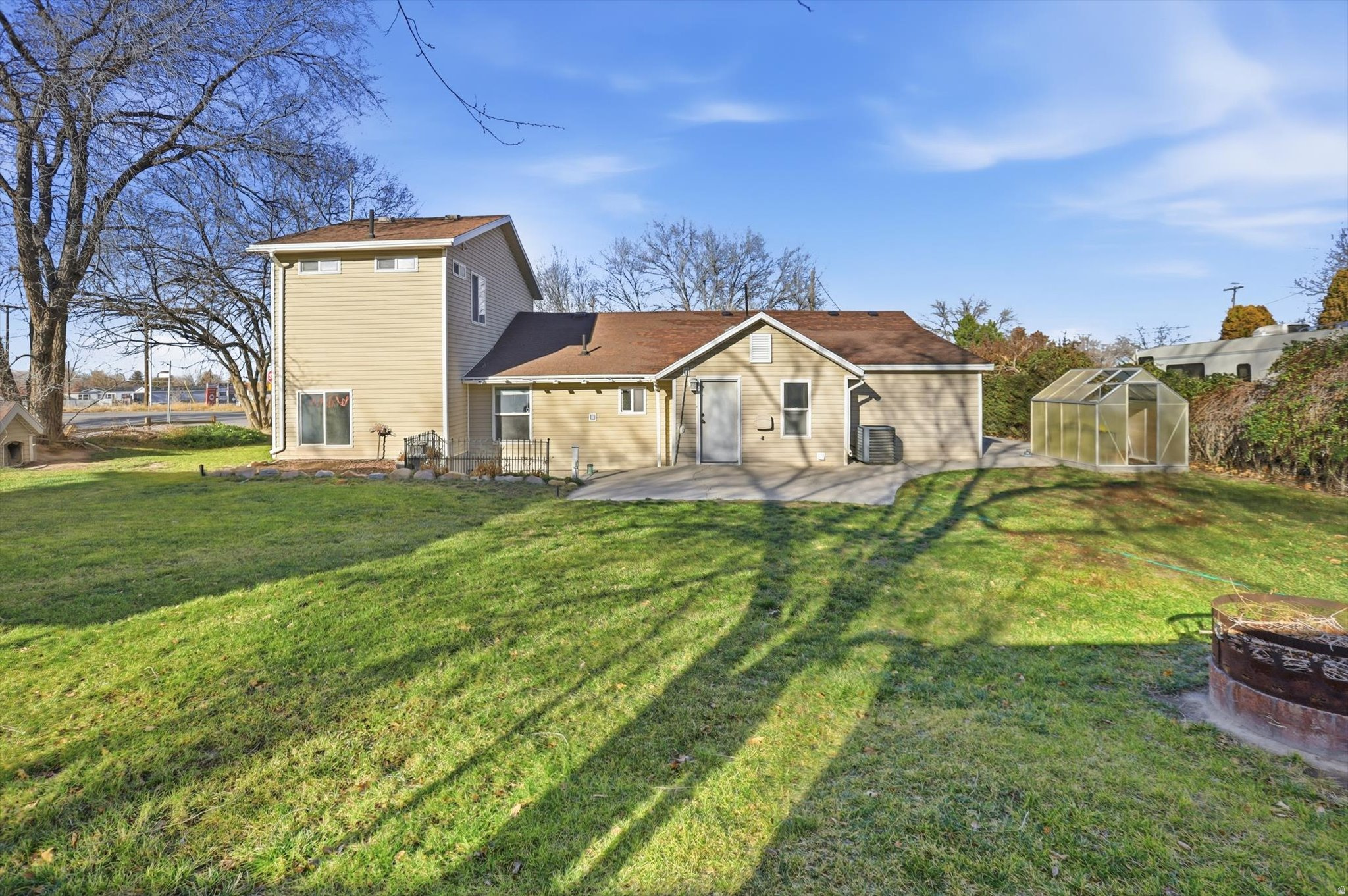 OQUIRRH HILLS ESTATES - Residential