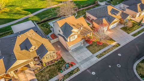 Tiny photo for 777 E APPLE BLOSSOM WAY, Fruit Heights, UT 84037 (MLS # 2145918)