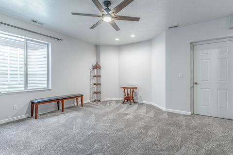 Tiny photo for 777 E APPLE BLOSSOM WAY, Fruit Heights, UT 84037 (MLS # 2145918)