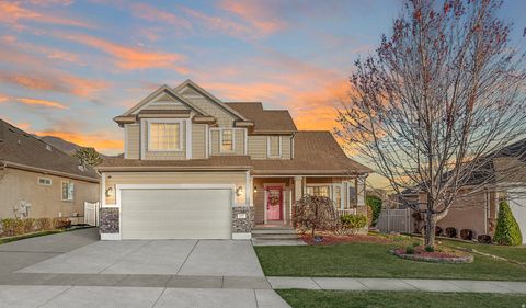 Photo of 777 E APPLE BLOSSOM WAY, Fruit Heights, UT 84037 (MLS # 2145918)