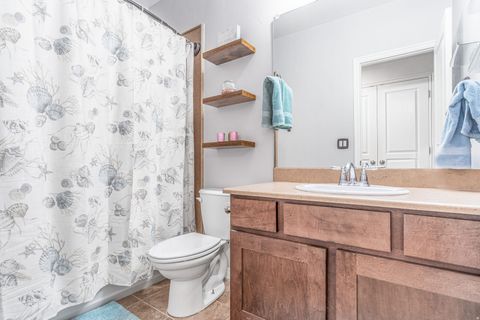 Tiny photo for 777 E APPLE BLOSSOM WAY, Fruit Heights, UT 84037 (MLS # 2145918)