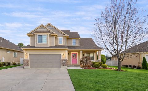 Tiny photo for 777 E APPLE BLOSSOM WAY, Fruit Heights, UT 84037 (MLS # 2145918)