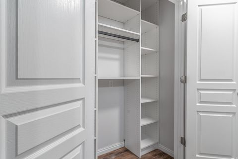 Tiny photo for 777 E APPLE BLOSSOM WAY, Fruit Heights, UT 84037 (MLS # 2145918)