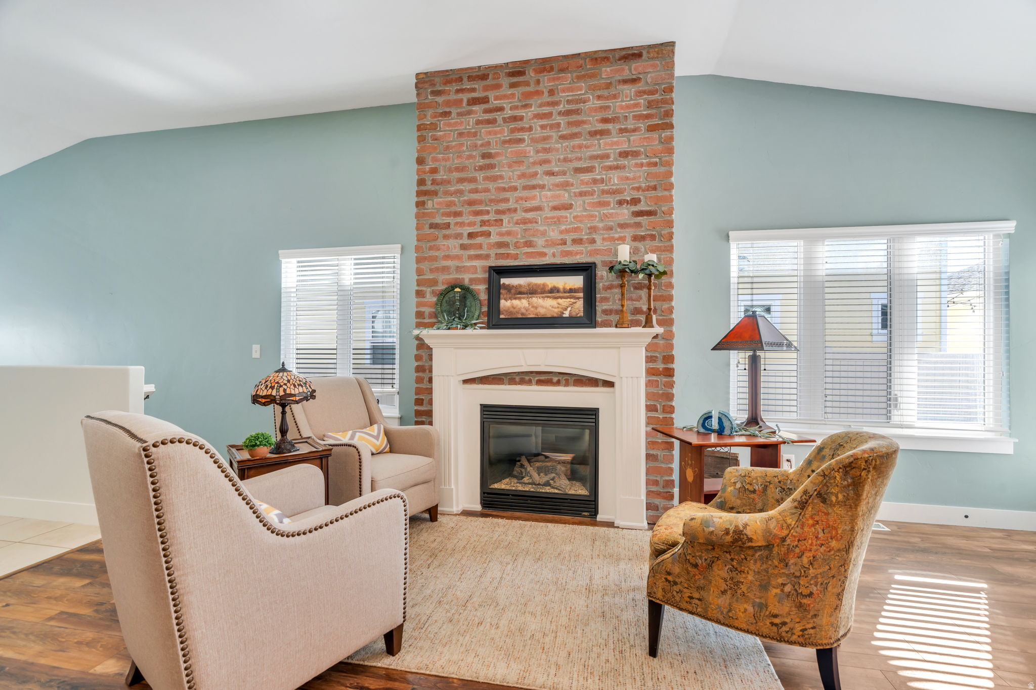 DAYBREAK - Residential