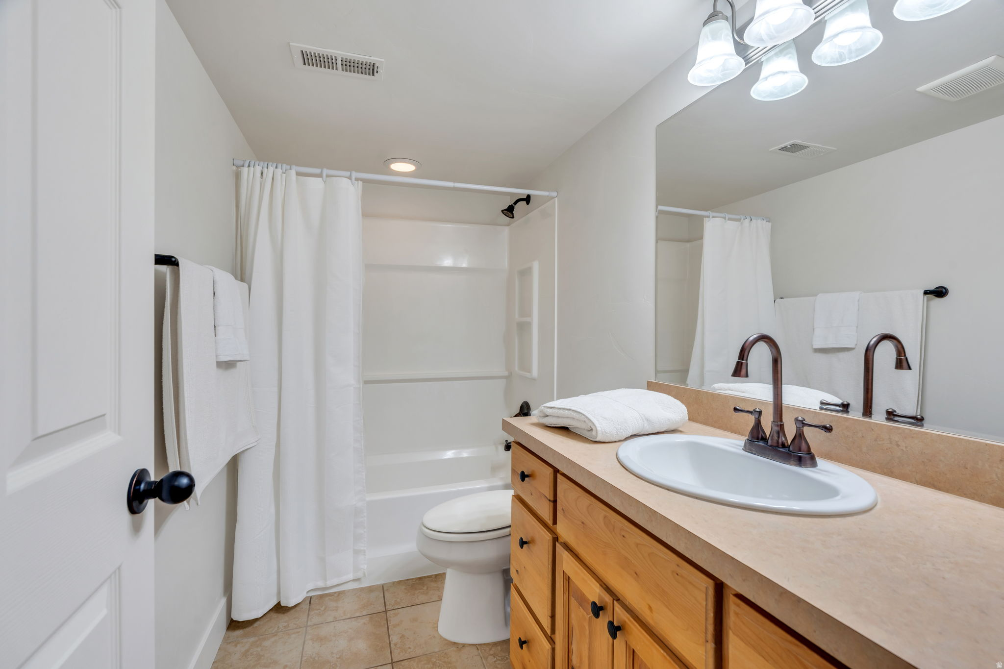 DAYBREAK - Residential