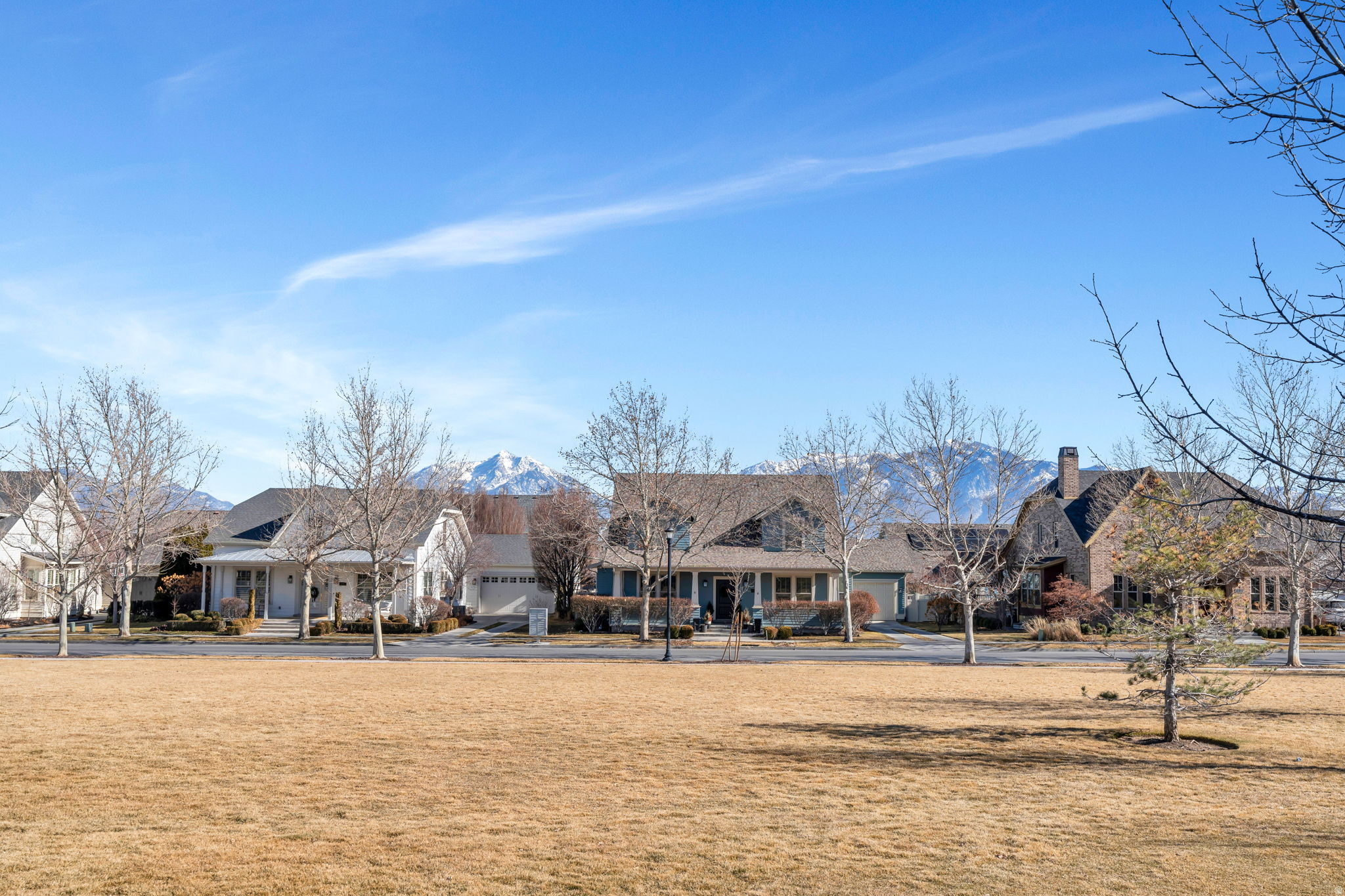 DAYBREAK - Residential