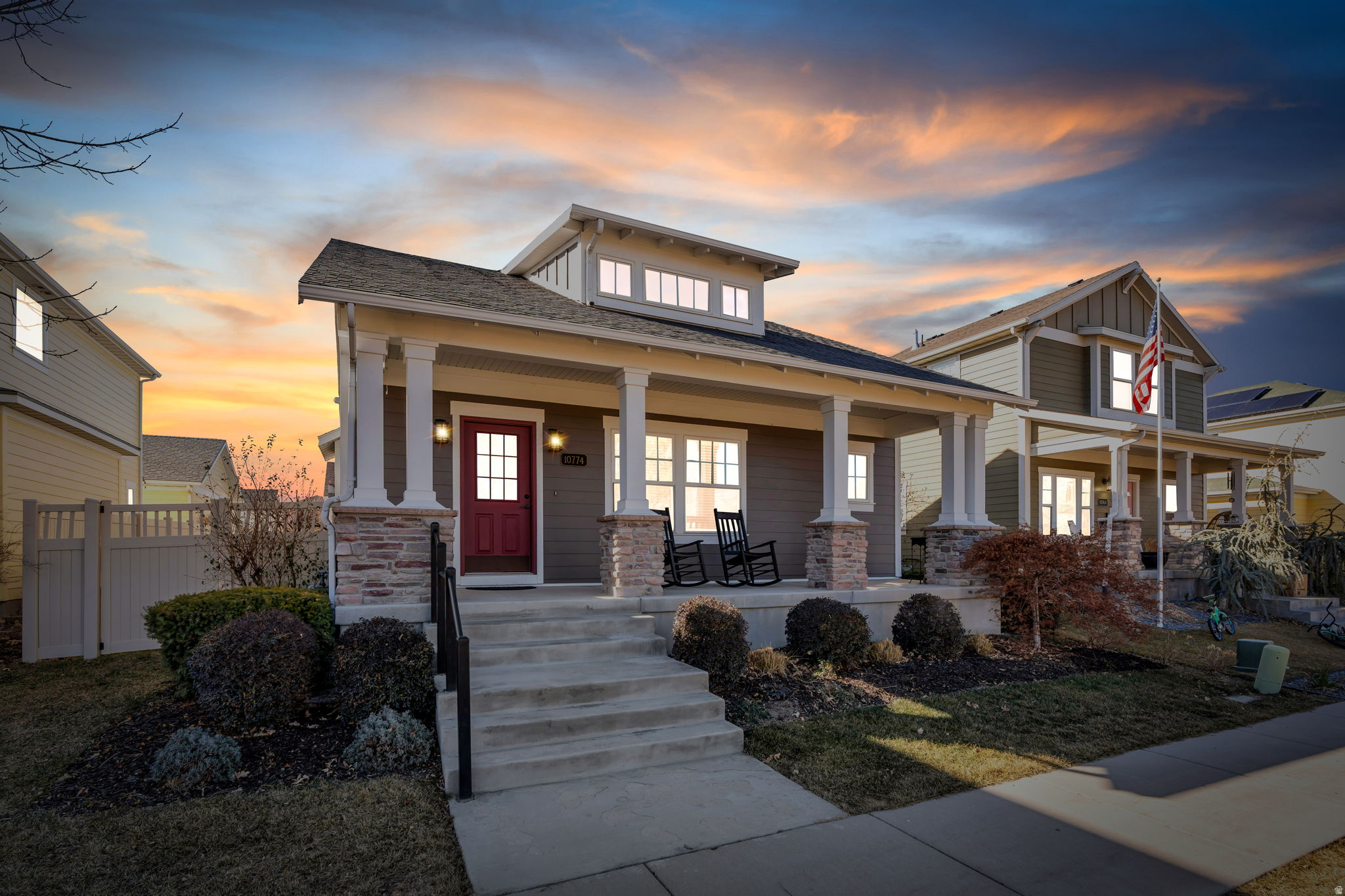 DAYBREAK - Residential