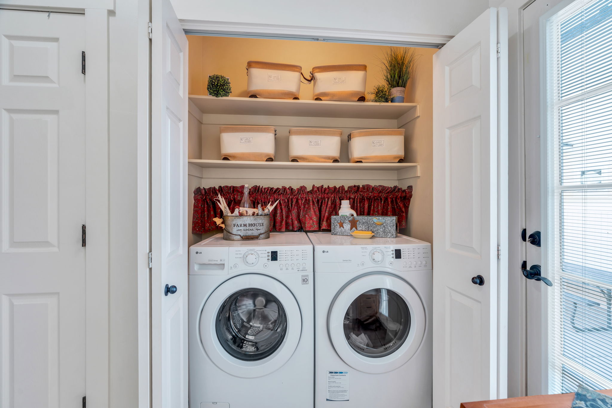 DAYBREAK - Residential