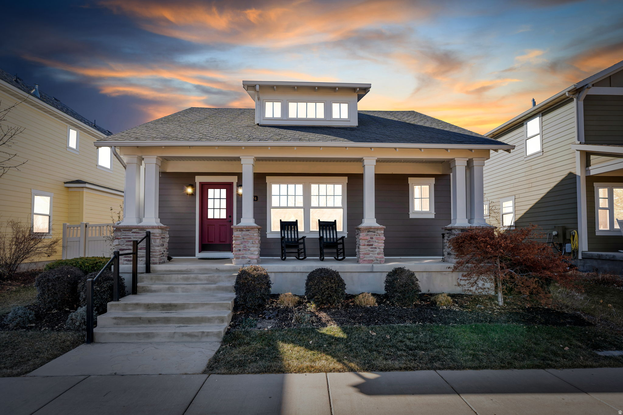 DAYBREAK - Residential