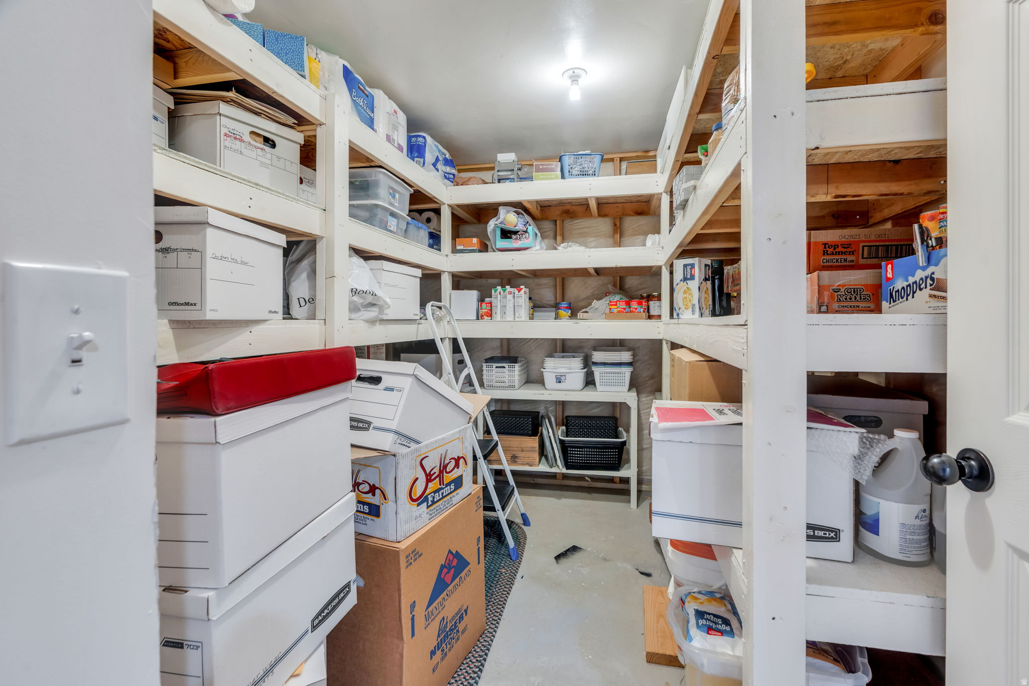 DAYBREAK - Residential