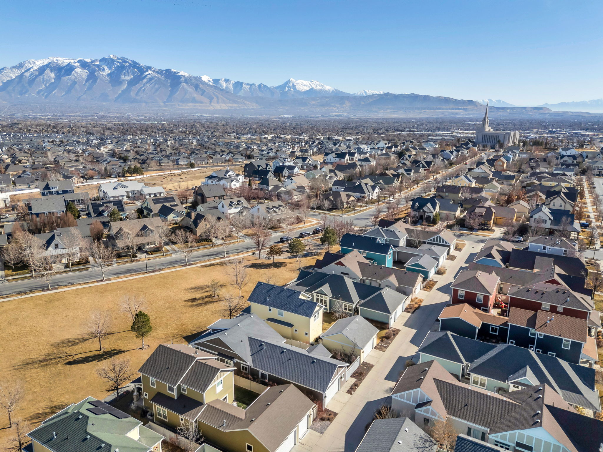 DAYBREAK - Residential