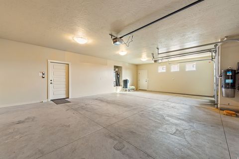 Tiny photo for 2745 E RASMUSSEN DR, Saint George, UT 84790 (MLS # 2134801)