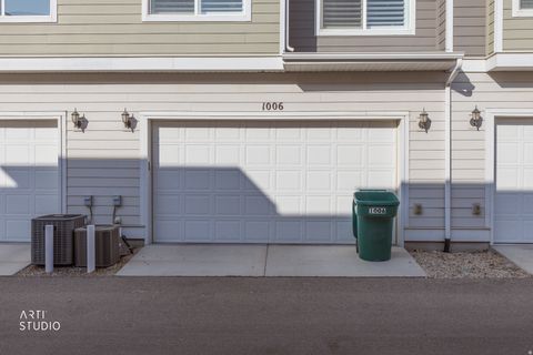Tiny photo for 1006 W SAPPHIRE PEAK DR, Bluffdale, UT 84065 (MLS # 2131451)