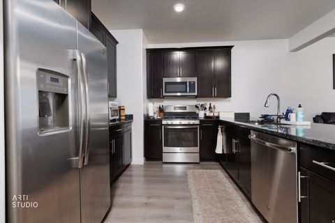 Tiny photo for 1006 W SAPPHIRE PEAK DR, Bluffdale, UT 84065 (MLS # 2131451)