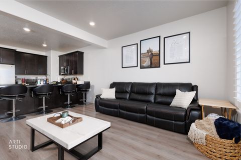 Tiny photo for 1006 W SAPPHIRE PEAK DR, Bluffdale, UT 84065 (MLS # 2131451)