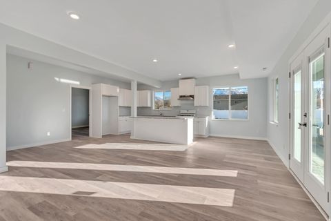 Tiny photo for 337 W 100 S, Payson, UT 84651 (MLS # 2142268)