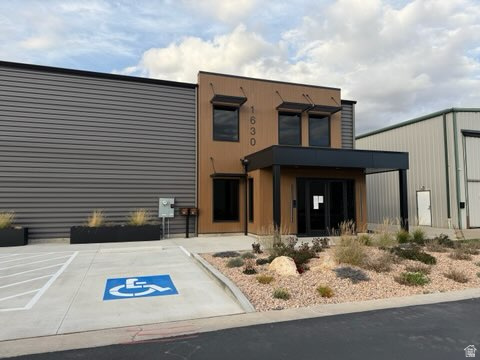 SKYPARK - Commercial Lease