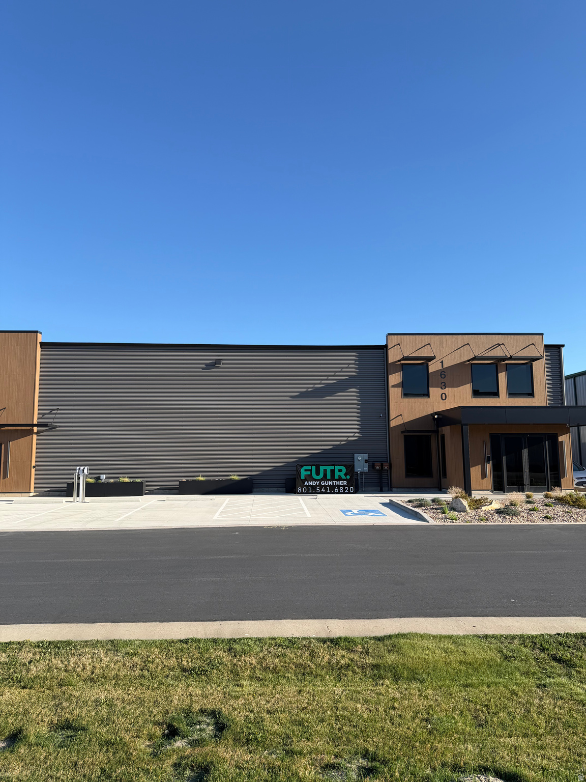 SKYPARK - Commercial Lease