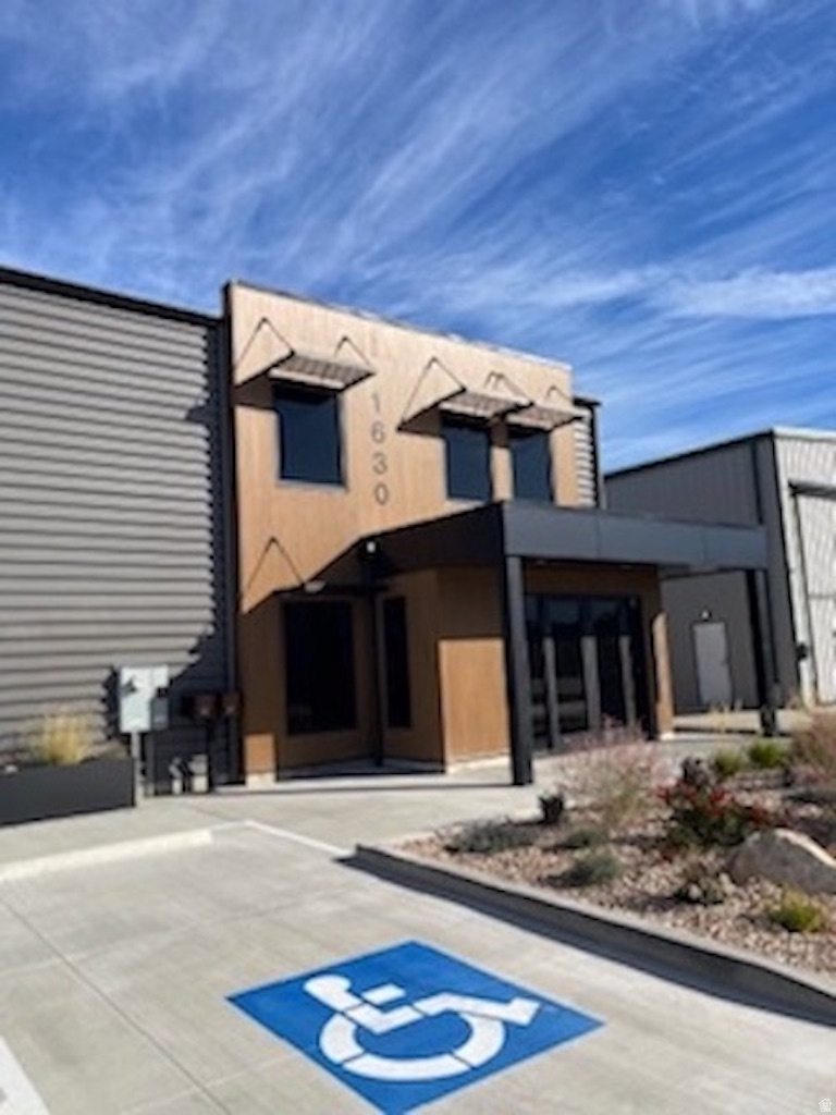 SKYPARK - Commercial Lease