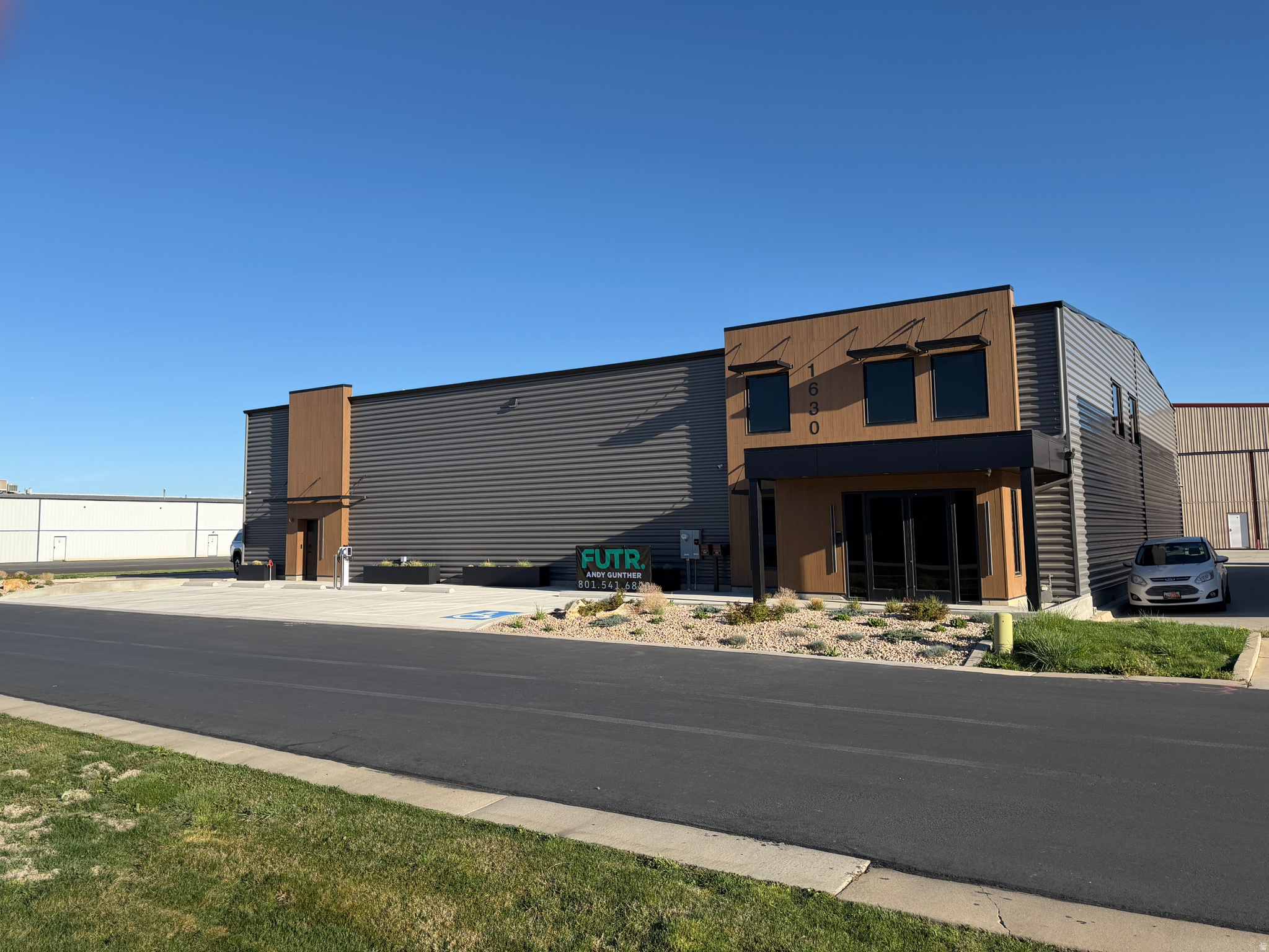SKYPARK - Commercial Lease