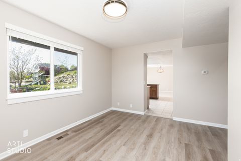Tiny photo for 88 W CANYON VIEW DR N, Farmington, UT 84025 (MLS # 2158475)