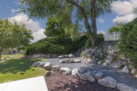 Tiny photo for 88 W CANYON VIEW DR N, Farmington, UT 84025 (MLS # 2158475)