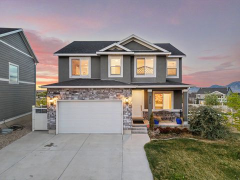 Photo of 3472 W BECKHAM DR, Herriman, UT 84096 (MLS # 2149407)