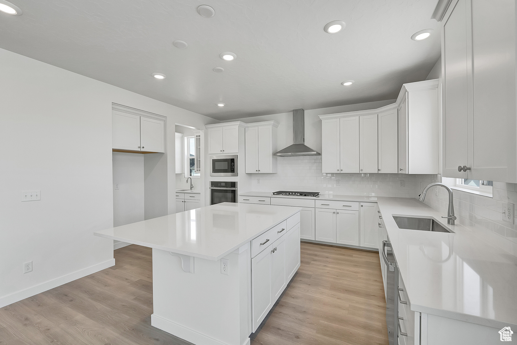 HERON HILLS - Residential