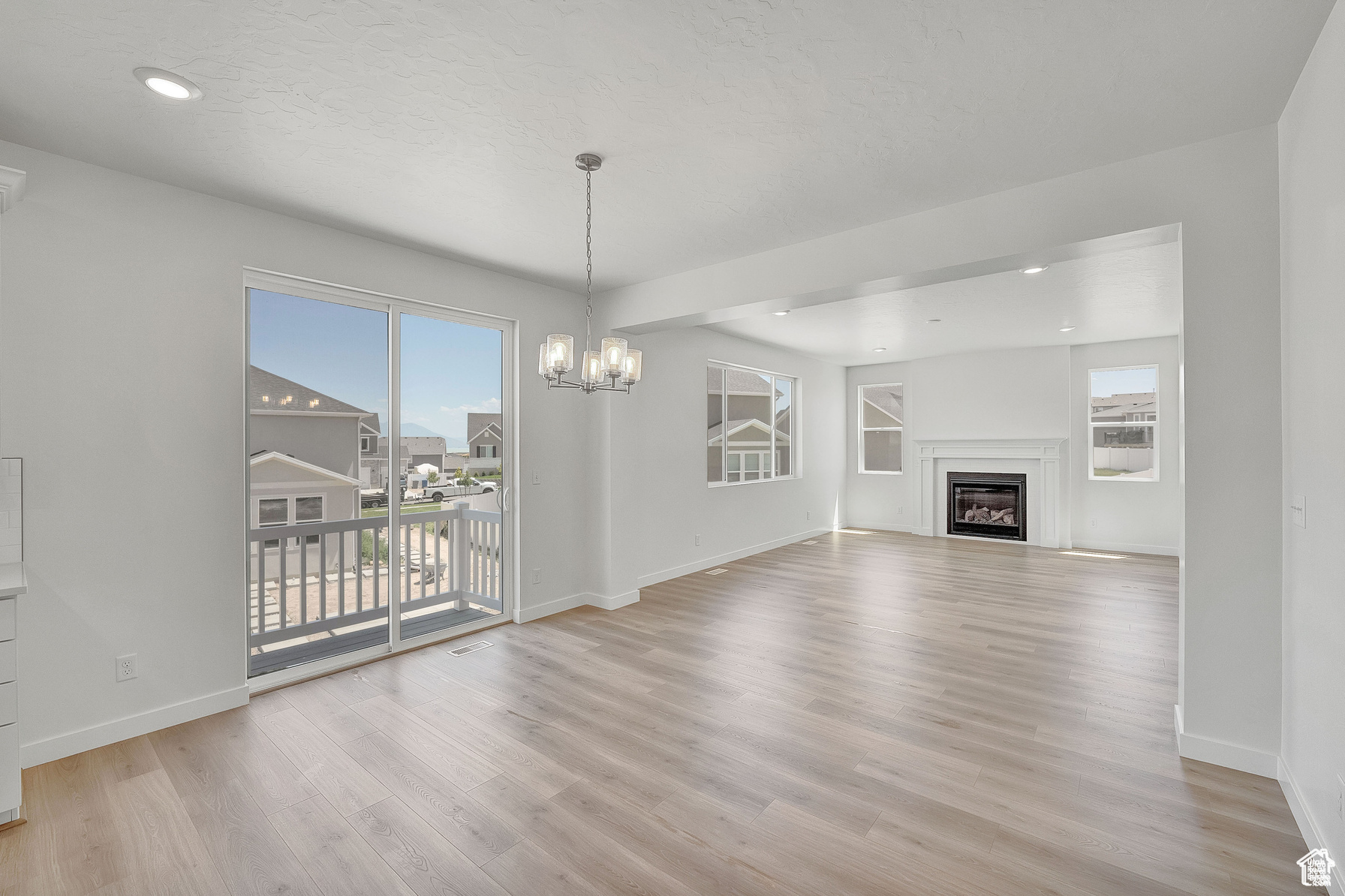 HERON HILLS - Residential