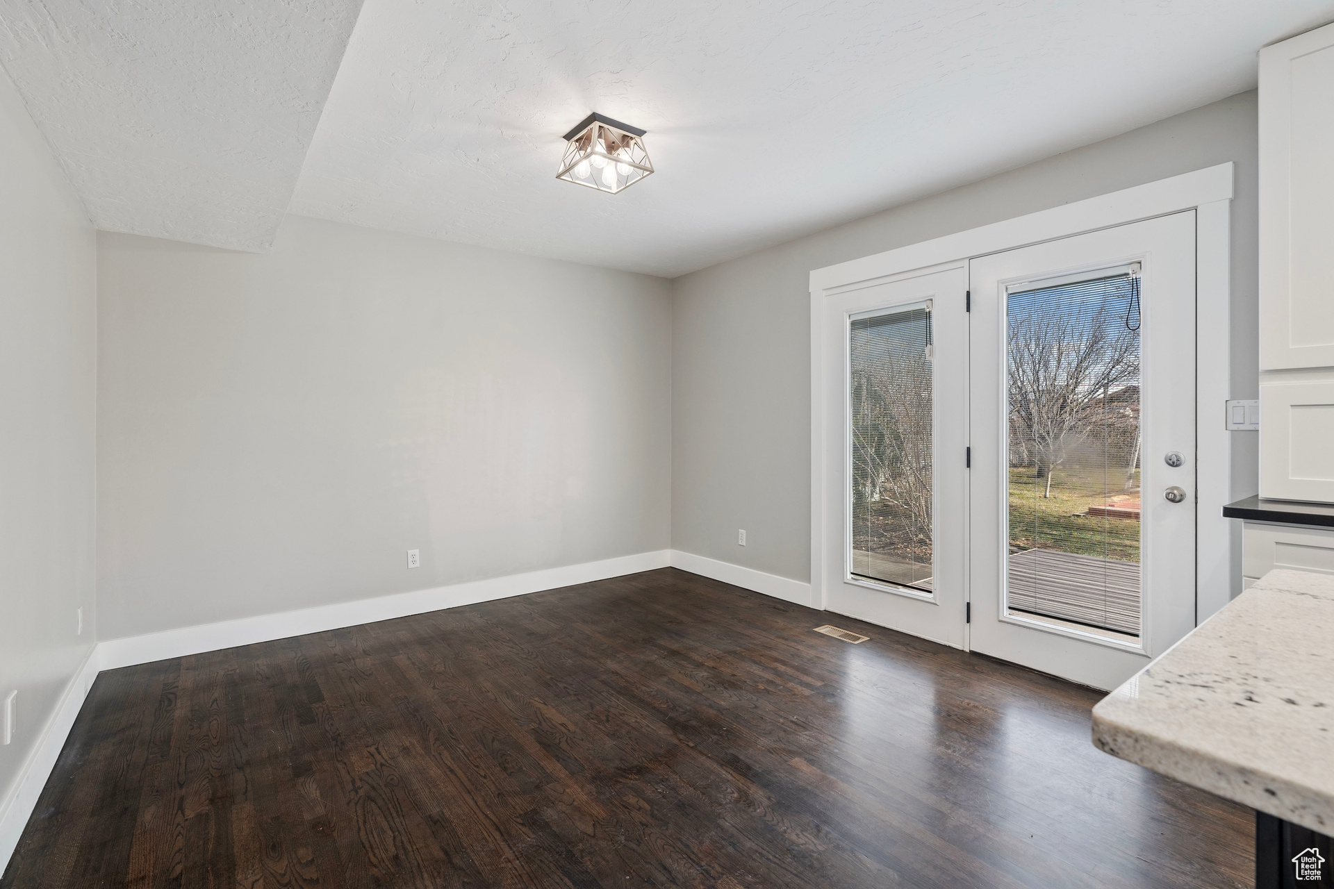 1708 N Trinnaman Ln, Lehi, Utah image 9
