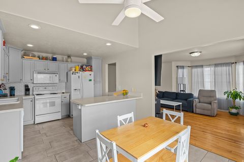 Tiny photo for 1541 W WESTLANE CT, Provo, UT 84601 (MLS # 2141895)