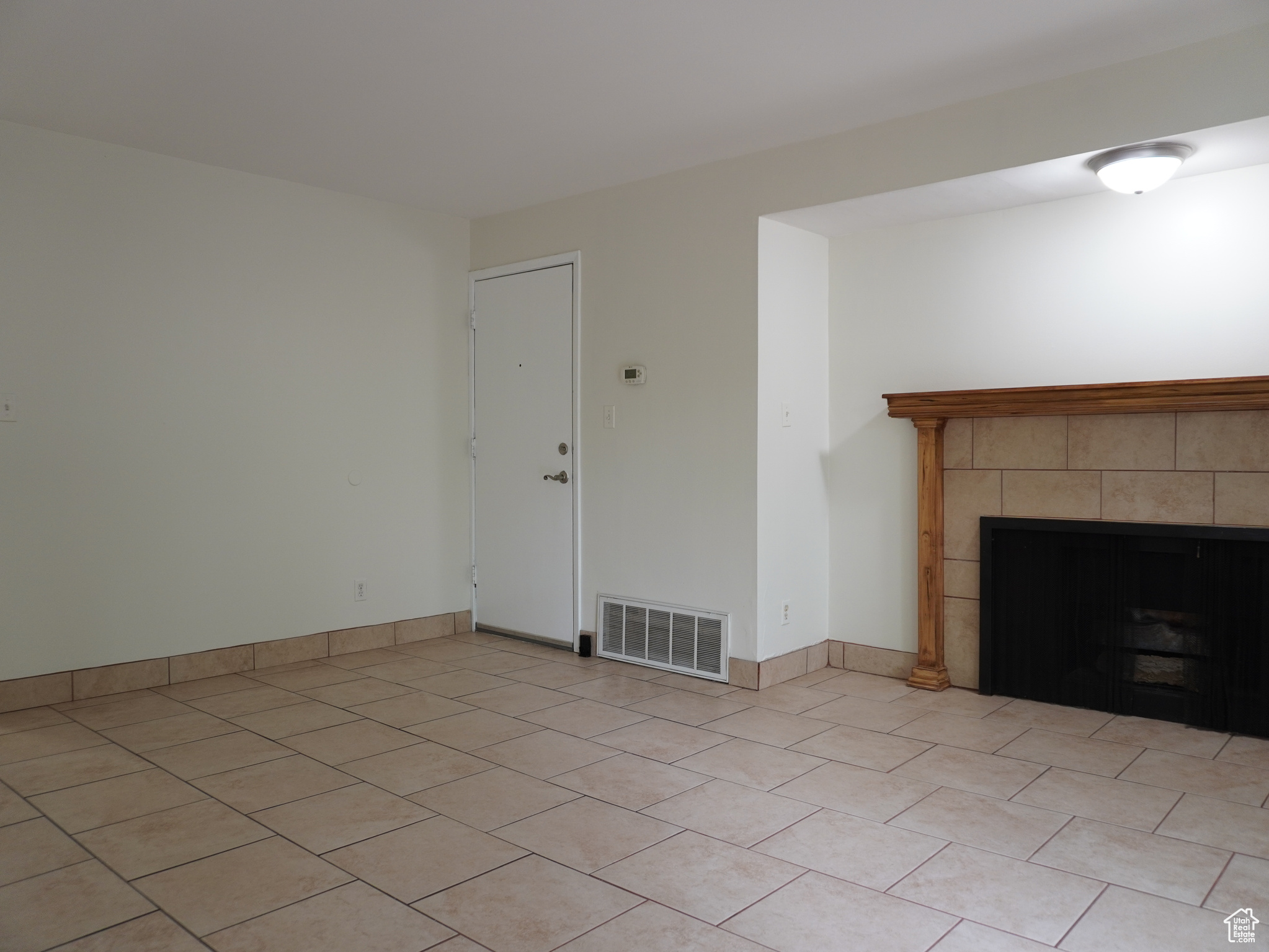 THE WILLOWBROOK CONDO - Residential