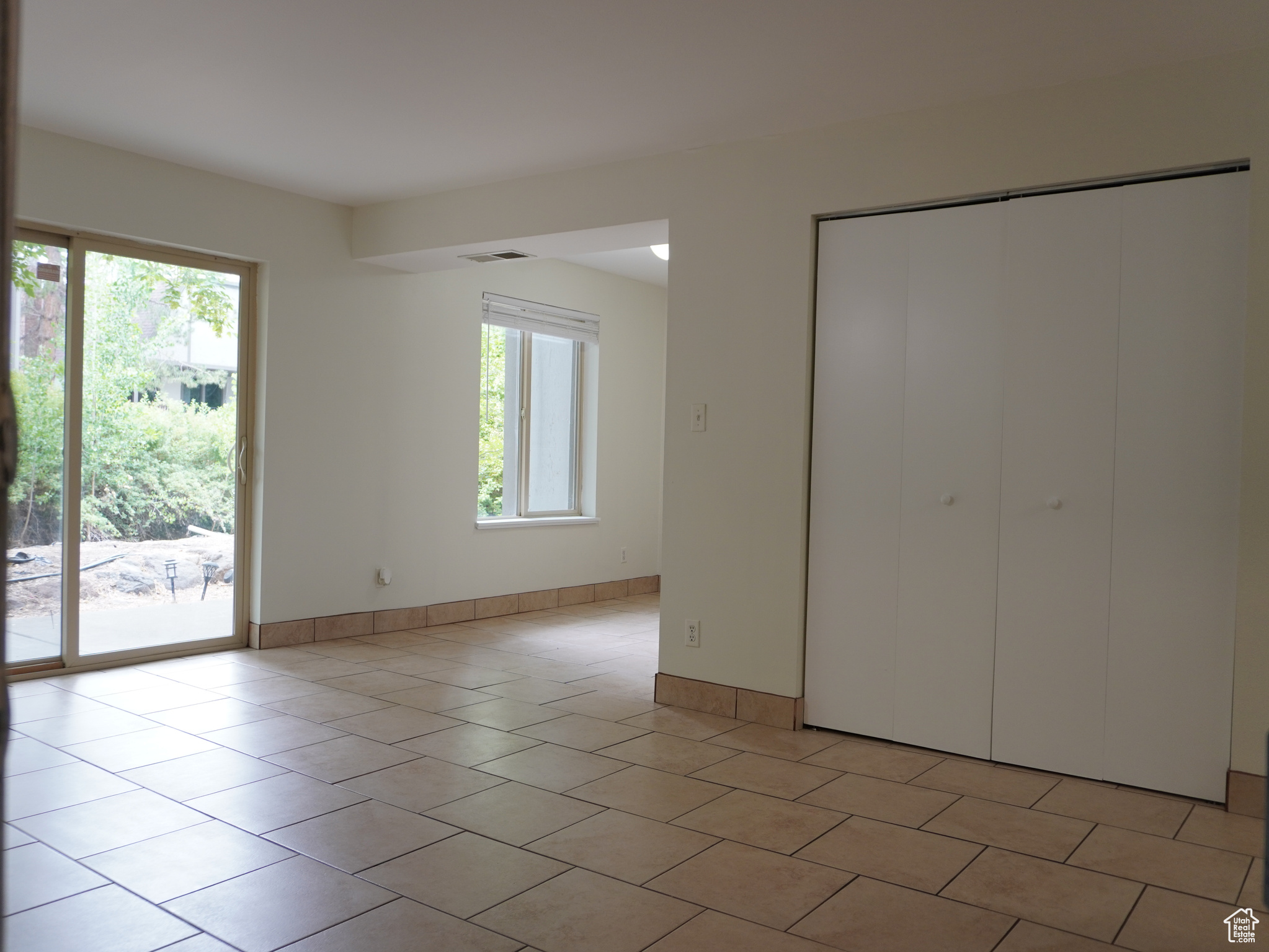 THE WILLOWBROOK CONDO - Residential