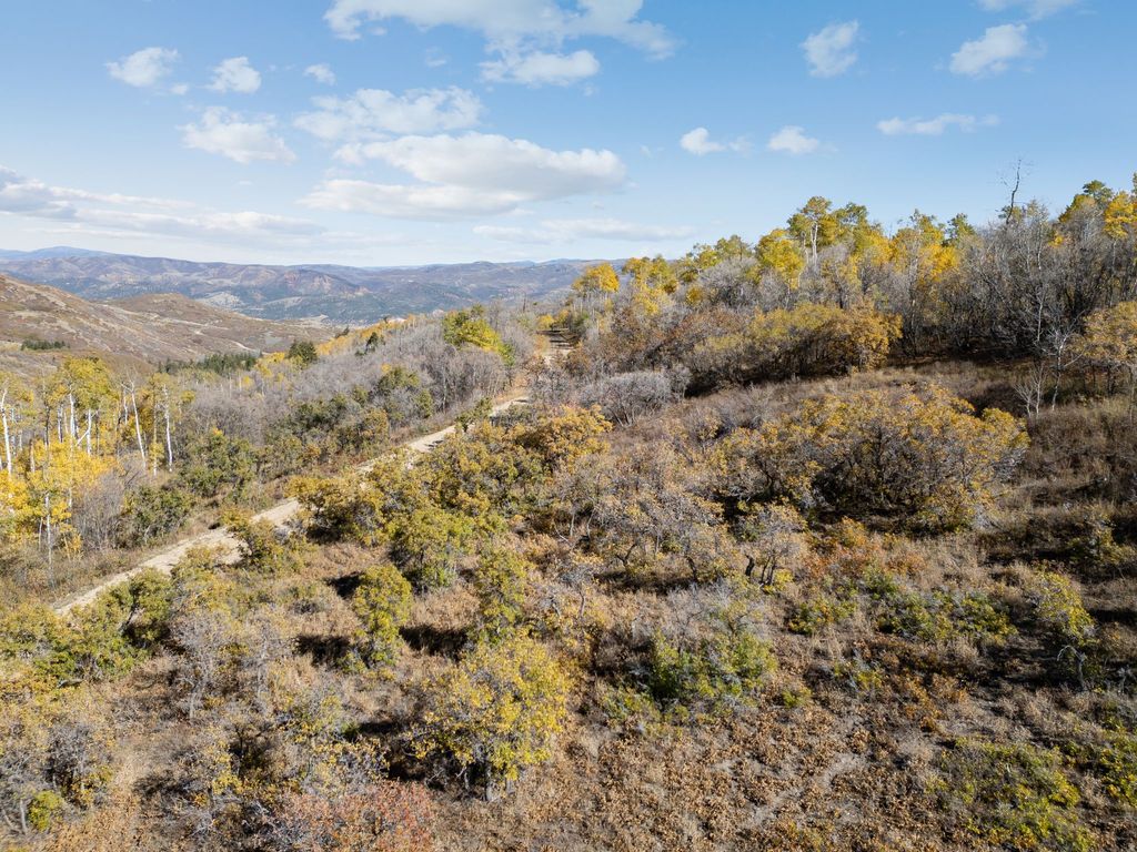 Photo of 276 W BEAR TOOTH RDG #25, Coalville, UT 84017 (MLS # 2146405)