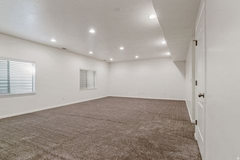 Tiny photo for 10956 S CRYSTAL VIEW WAY, South Jordan, UT 84095 (MLS # 2147153)