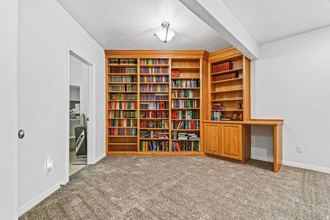 Tiny photo for 10956 S CRYSTAL VIEW WAY, South Jordan, UT 84095 (MLS # 2147153)