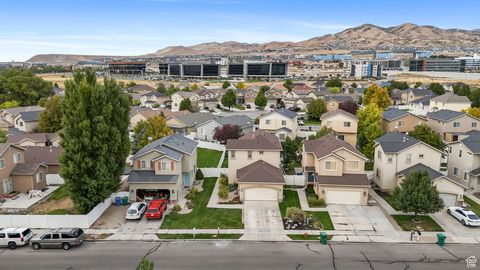 Tiny photo for 1898 W POINTE MEADOW LOOP, Lehi, UT 84043 (MLS # 2029161)