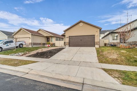 Tiny photo for 1745 E TUMWATER LN, Eagle Mountain, UT 84005 (MLS # 2127359)